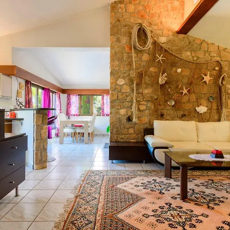 El Refugio-2 By Interhome Villa